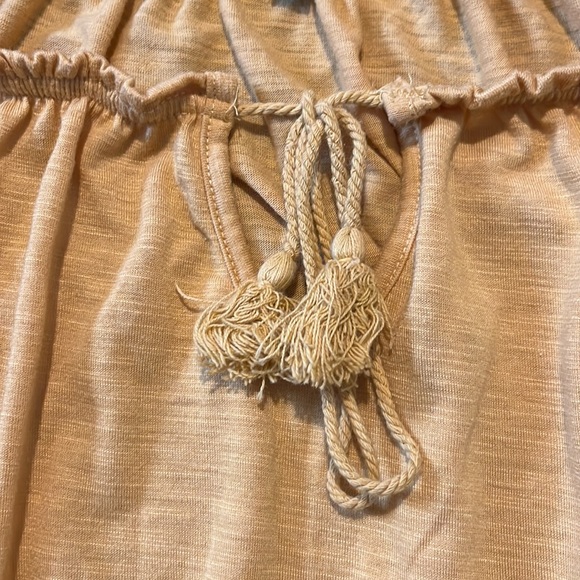 Ruched Crop Short Sleeve Tee - Picture 3 of 4